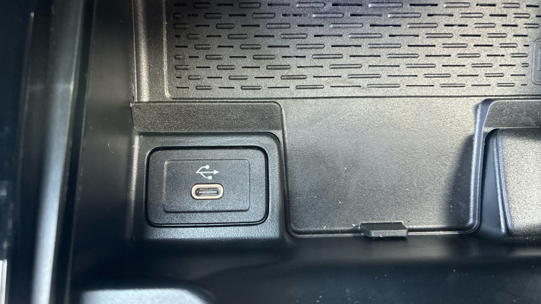 Mercedes-Benz GLA 220d 4Matic AMG Line Executive 5dr Auto Diesel Hatchback